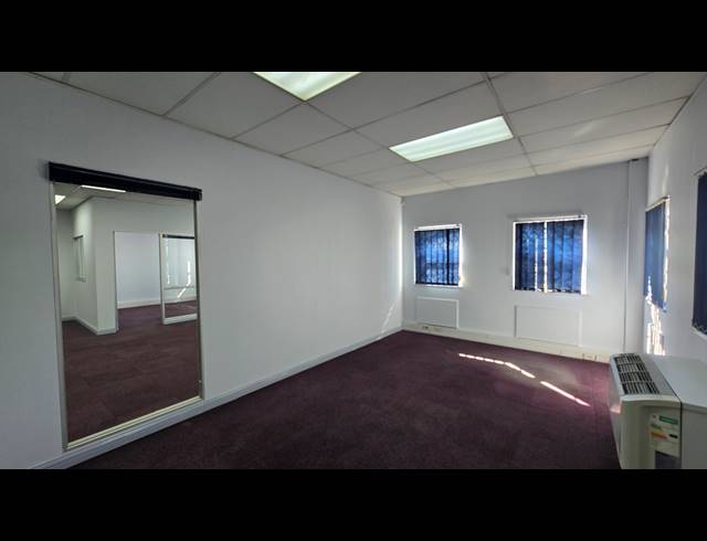 3,301M² WAREHOUSE TO LET IN SPARTAN